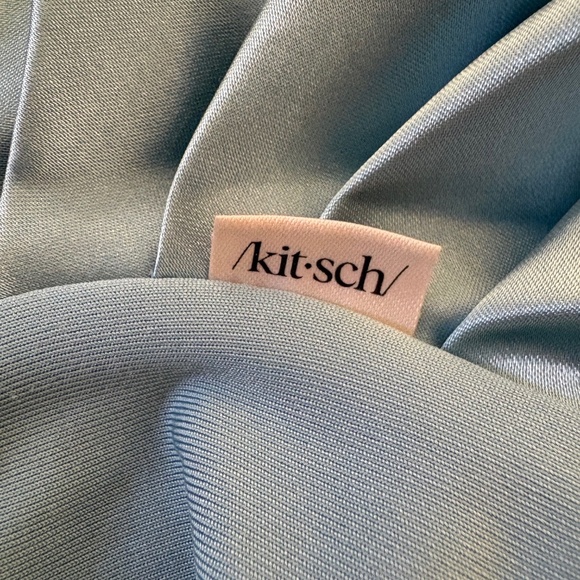 Blue Adjustable Oversized Satin Bonnet- Kitsch - Picture 8 of 10